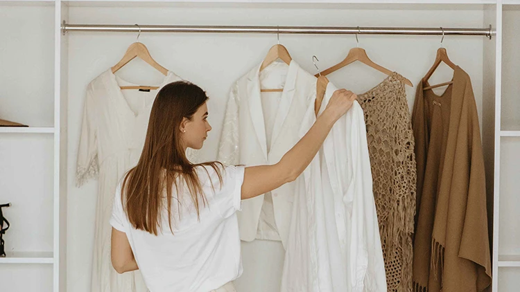 How Perosna Empowers Partners with Flexible Wholesale Fashion Solutions